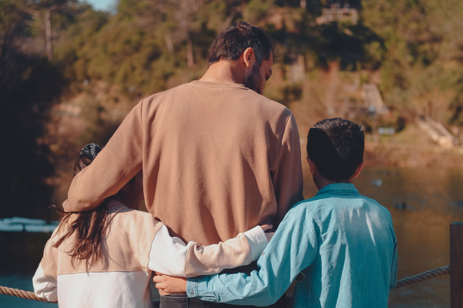 El Supremo considera que hombres y mujeres deben recibir por igual el complemento por hijos en la pensión