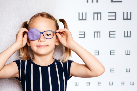 En marcha la ayuda universal de hasta 100 euros para compra de gafas y lentillas a niños menores de 16 años