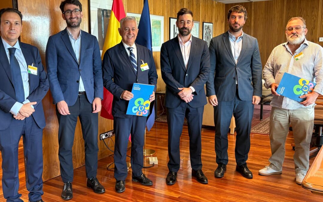Nos reunimos con el Ministerio para analizar el bono social dentro de la nueva Estrategia contra la Pobreza Energética